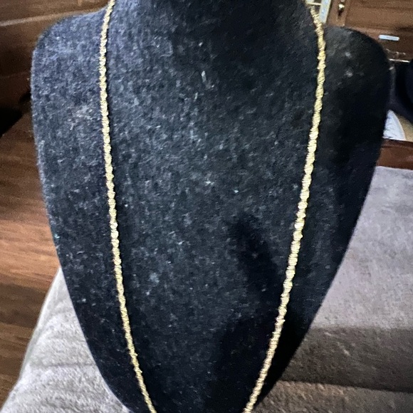 10 LT GOLD ROPE CHAIN - Picture 2 of 8